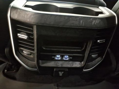 New 2025 RAM 1500 Big Horn AWD/4WD image 14