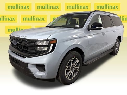 New 2026 Ford Expedition Max Active RWD image 14