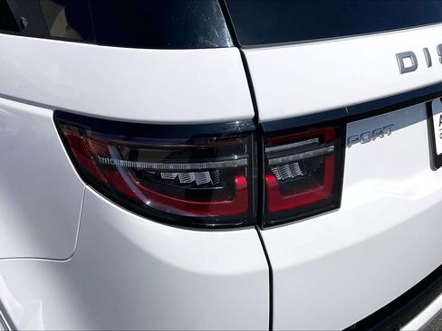 Used 2024 Land Rover Discovery Sport S image 26