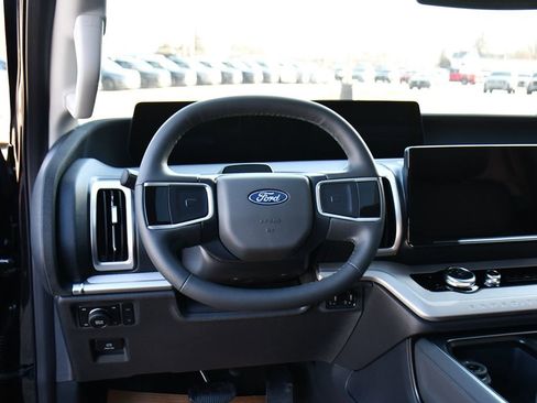 New 2026 Ford Expedition Max Active image 12
