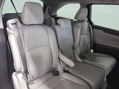 Used 2019 Honda Odyssey EX-L image 18