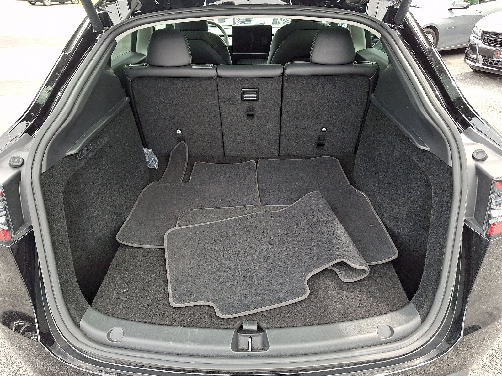 Used 2024 Tesla Model Y Long Range RWD image 28