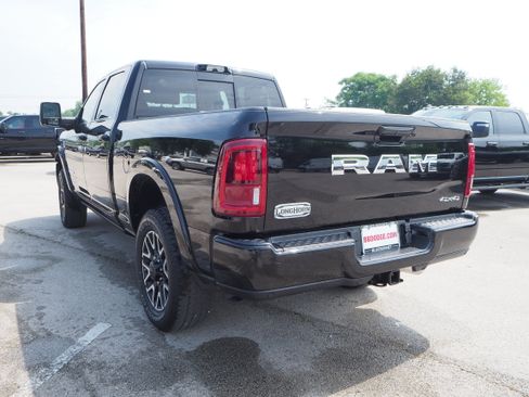 New 2025 RAM 2500 Limited image 8