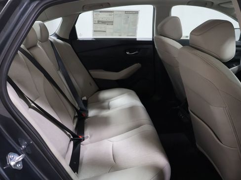 New 2025 Honda Accord SE image 18