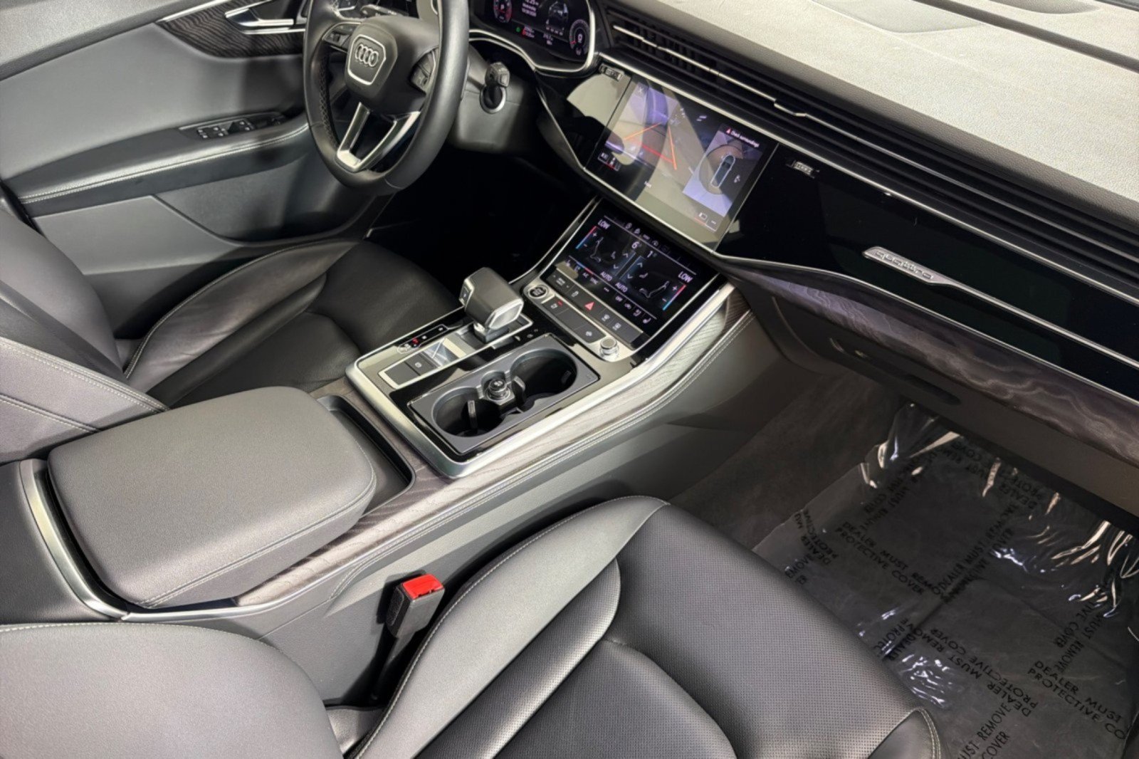 Used 2022 Audi Q8 Premium Plus AWD/4WD image 14