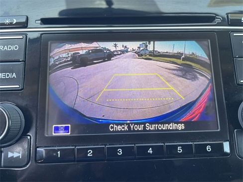 Used 2020 Honda Fit LX image 14