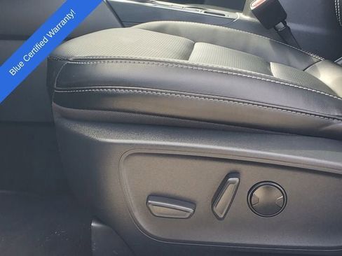 Certified 2025 Ford Escape Platinum AWD/4WD image 6