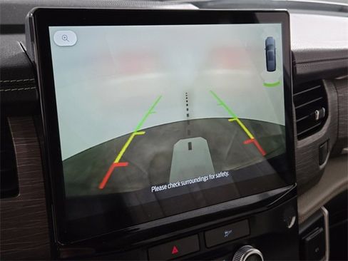 Used 2023 Ford Expedition Limited image 26