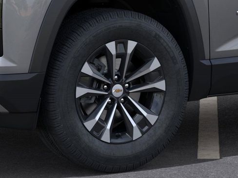 New 2025 Chevrolet Equinox LT image 41