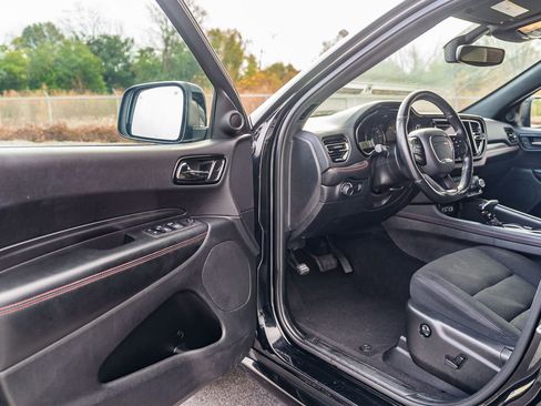 Used 2023 Dodge Durango GT image 18