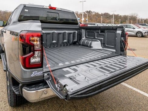 New 2025 Ford Ranger XLT w/ Equipment Group 301A High image 46