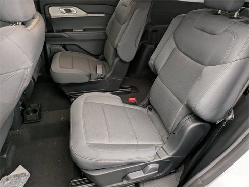 New 2026 Ford Explorer Active image 41