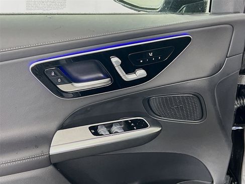 Certified 2025 Mercedes-Benz GLC 300 4MATIC image 11