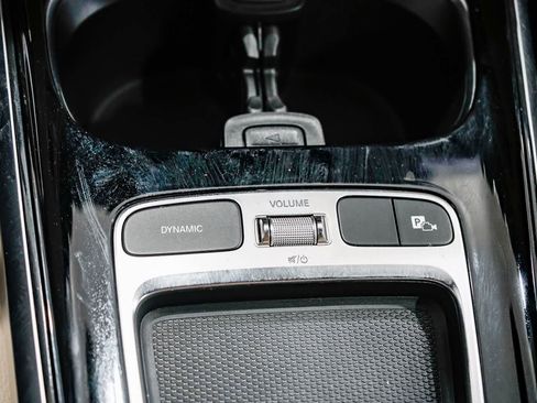 Used 2026 Mercedes-Benz GLB 250 image 23