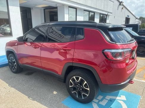 Used 2020 Jeep Compass Trailhawk AWD/4WD image 5