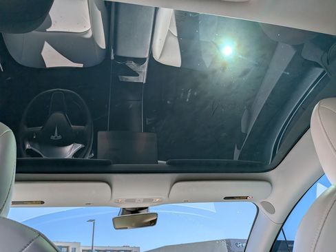 Used 2020 Tesla Model 3 Long Range image 26