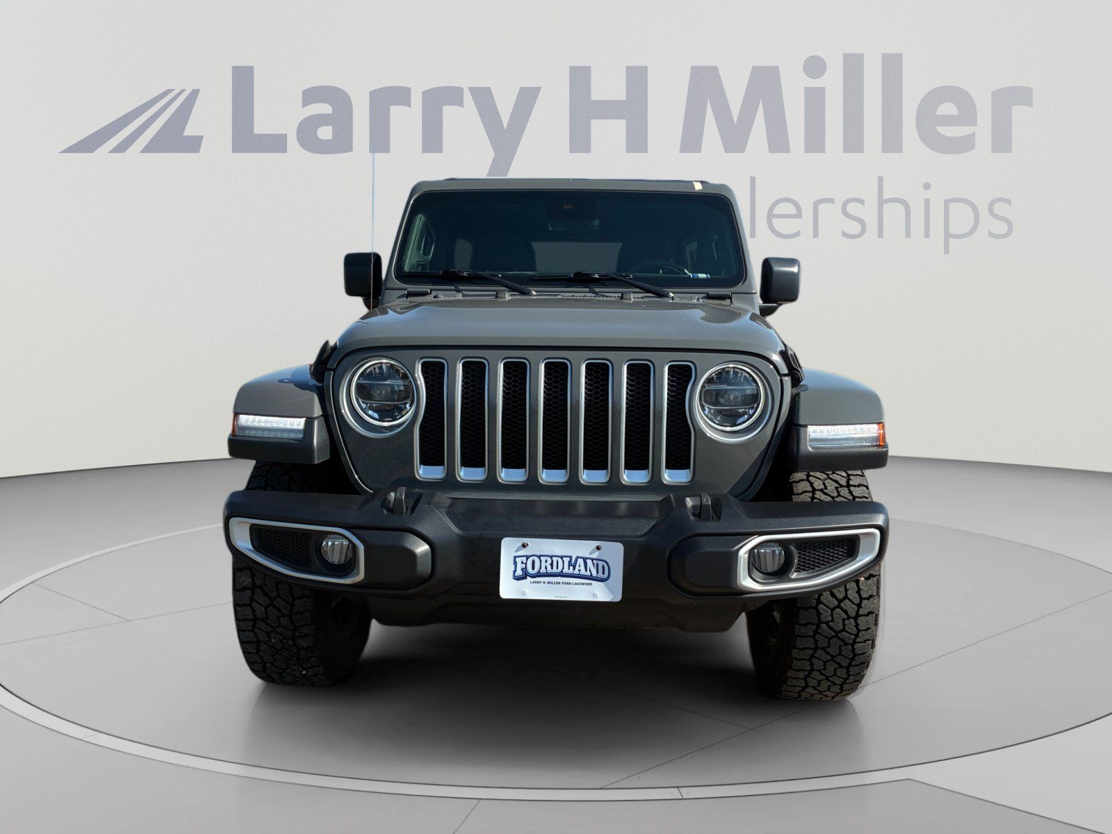 Used 2020 Jeep Wrangler Unlimited Sahara AWD/4WD image 8
