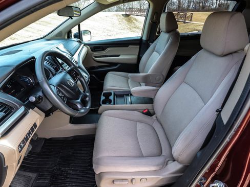 Used 2019 Honda Odyssey EX image 36