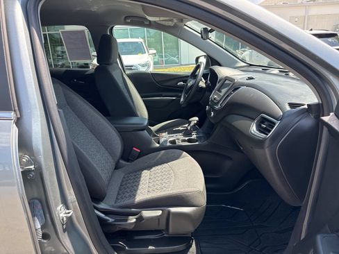 Used 2024 Chevrolet Equinox LT w/ LPO, Floor Liner Package FWD image 15