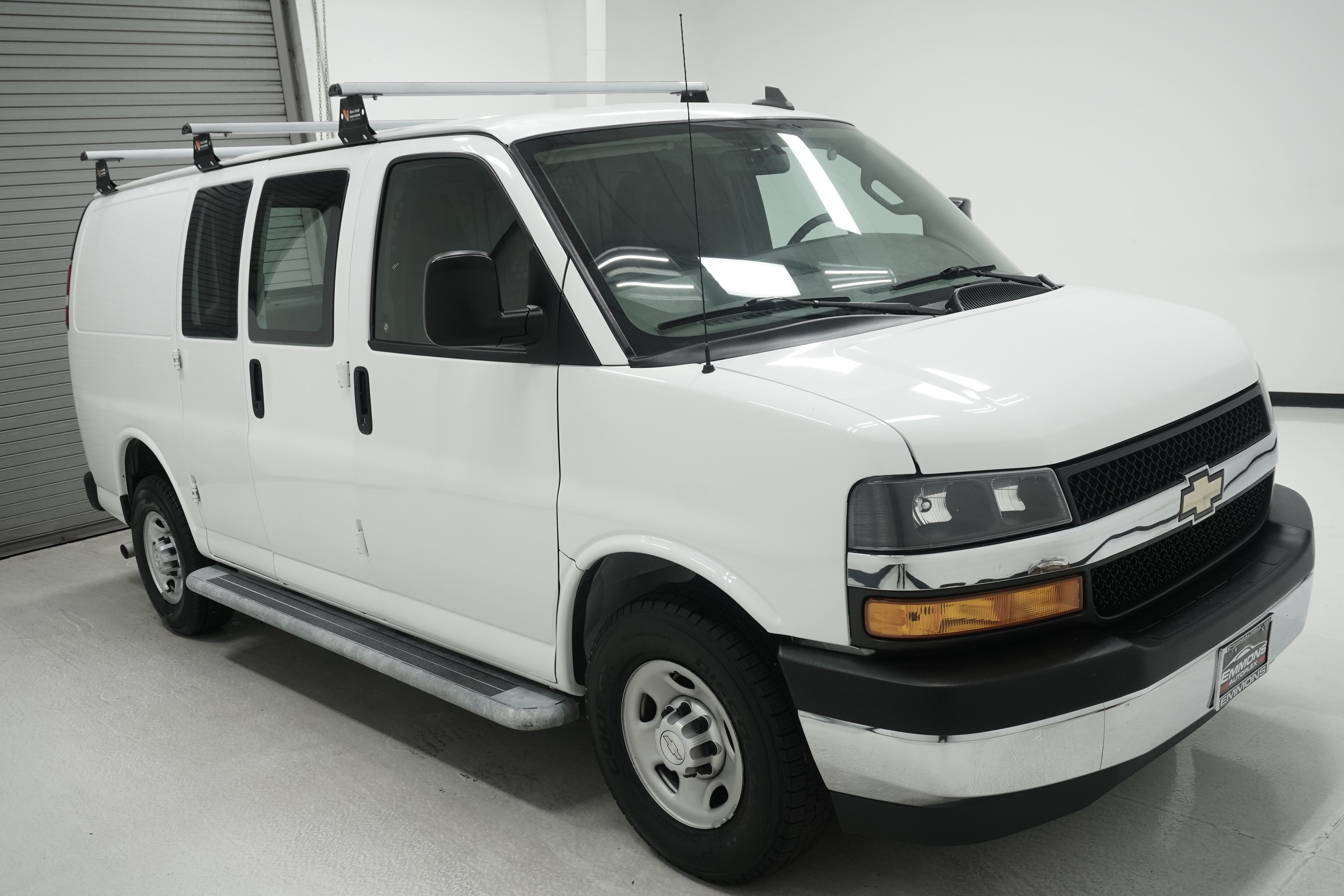 Used 2019 Chevrolet Express 2500 w/ Driver Convenience Package RWD image 2