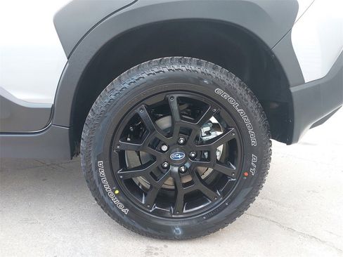 Used 2025 Subaru Crosstrek 2.5i Wilderness w/ Wilderness Package image 32