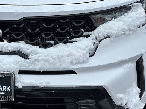 Used 2021 Kia Sorento EX image 50