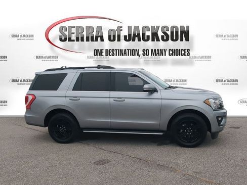 Used 2021 Ford Expedition XLT RWD image 9