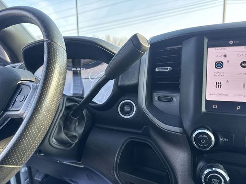 Used 2024 RAM 3500 Tradesman w/ Chrome Appearance Group AWD/4WD image 19