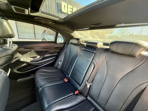 Used 2015 Mercedes-Benz S 550 Sedan image 39