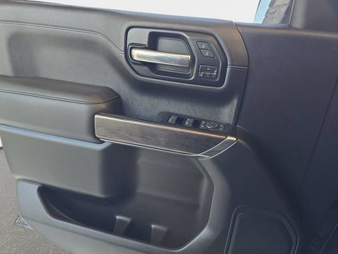 Used 2019 Chevrolet Silverado 1500 LTZ w/ LTZ Plus Package AWD/4WD image 27