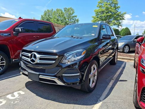Used 2018 Mercedes-Benz GLE 350 4MATIC image 1