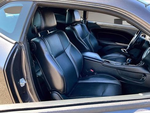 Used 2021 Dodge Challenger SXT w/ Plus Package image 21