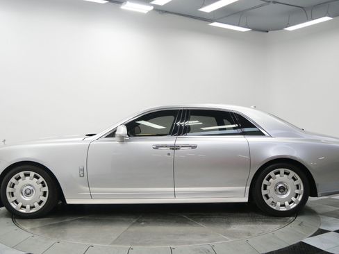 Used 2013 Rolls-Royce Ghost RWD image 6