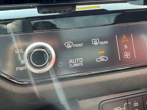 New 2026 Kia Sportage SX image 25