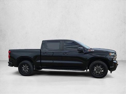 Used 2021 Chevrolet Silverado 1500 LT AWD/4WD image 4