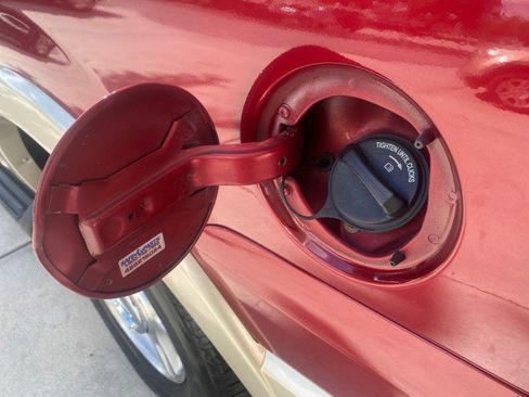 Used 2006 Ford Expedition Eddie Bauer image 75