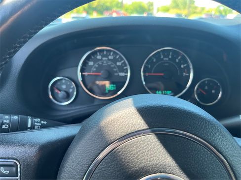 Used 2018 Jeep Wrangler Sport image 15