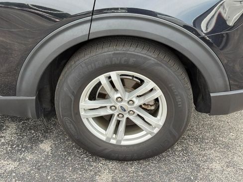 Used 2020 Ford Explorer XLT w/ Equipment Group 202A RWD image 6