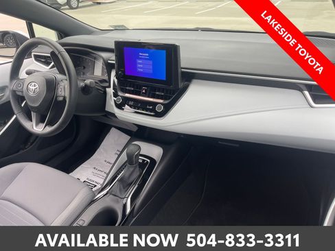 Certified 2025 Toyota Corolla SE FWD image 17