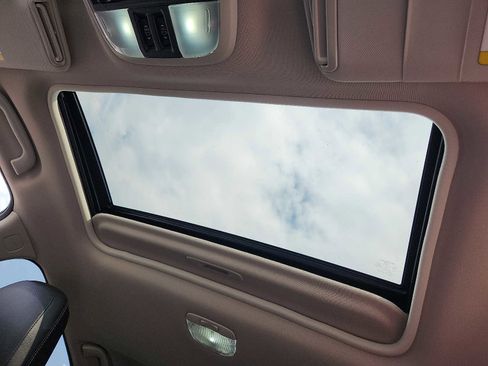 Used 2021 Subaru Crosstrek 2.5i Limited w/ Moonroof Package 2 image 14