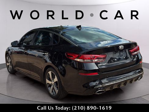 Used 2019 Kia Optima S FWD image 9