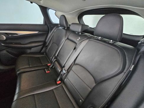 Used 2021 INFINITI QX50 Sensory FWD image 17