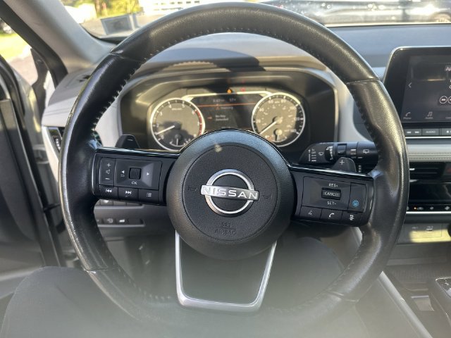 Used 2023 Nissan Rogue SL AWD/4WD image 20