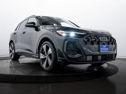 New 2025 Audi SQ5 Premium Plus
