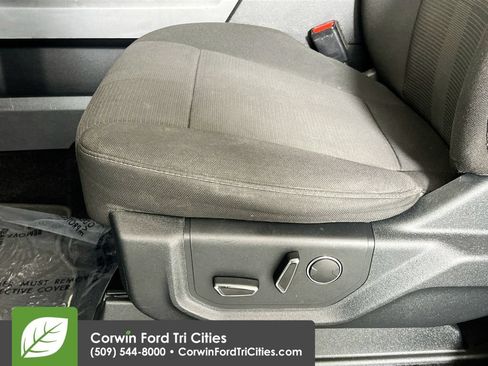 Used 2017 Ford F150 XLT w/ Equipment Group 302A Luxury AWD/4WD image 22