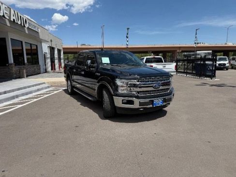 Used 2018 Ford F150 Lariat w/ Equipment Group 502A Luxury AWD/4WD image 11