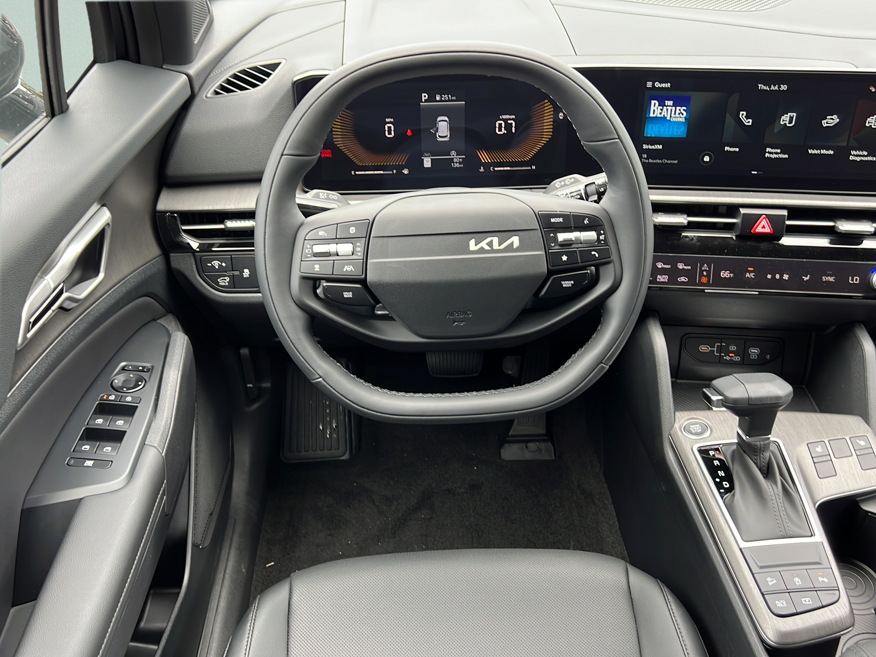 New 2026 Kia Sportage X-Line w/ X-Line Premium Package AWD/4WD image 13