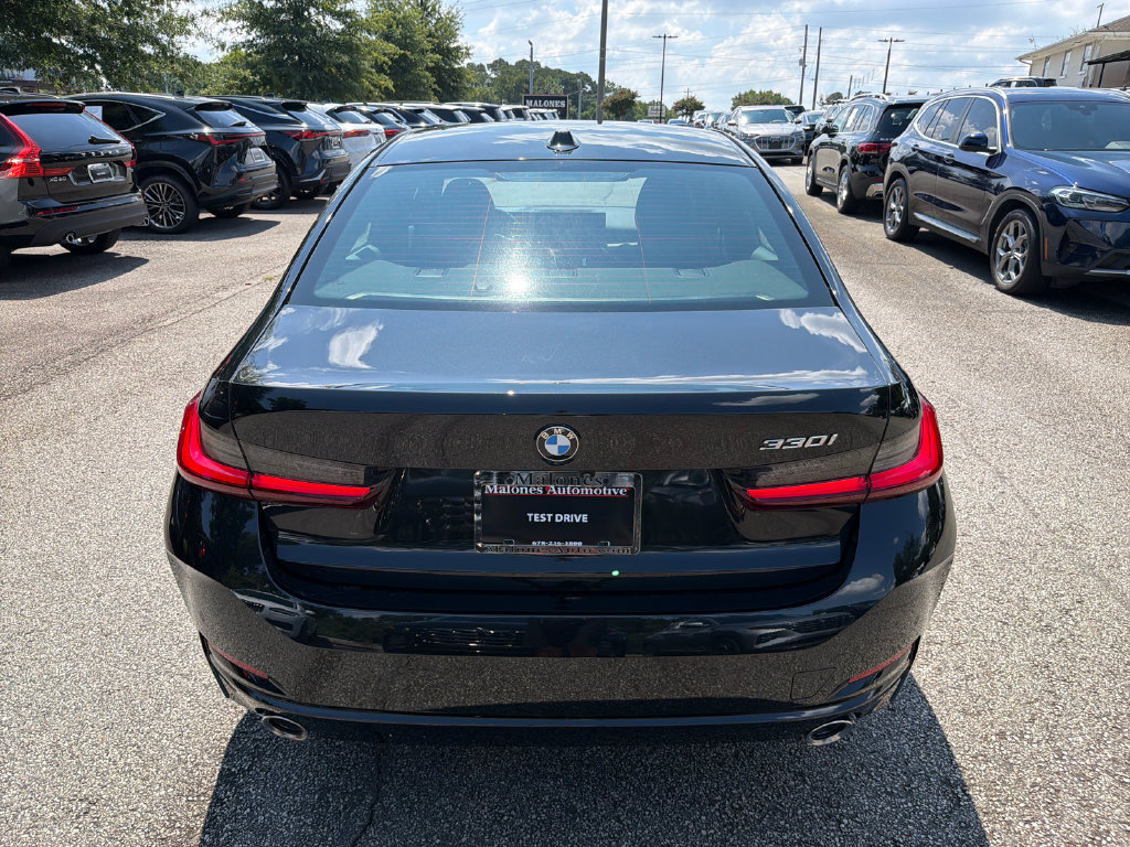 Used 2023 BMW 330i Sedan w/ Convenience Package RWD image 6