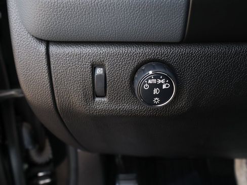 Used 2019 Chevrolet Colorado Z71 image 20