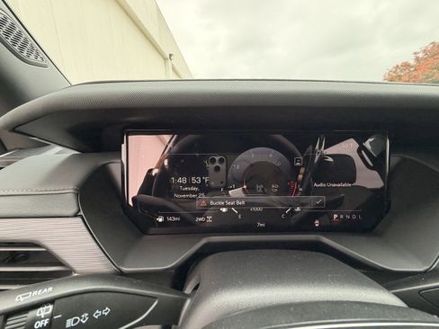 New 2026 GMC Acadia AT4 w/ Luxury Package AWD/4WD image 29
